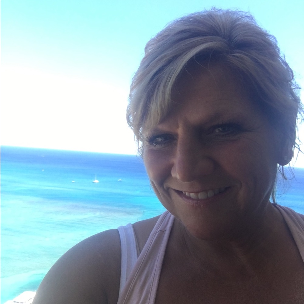 Meet your Posher, Shari